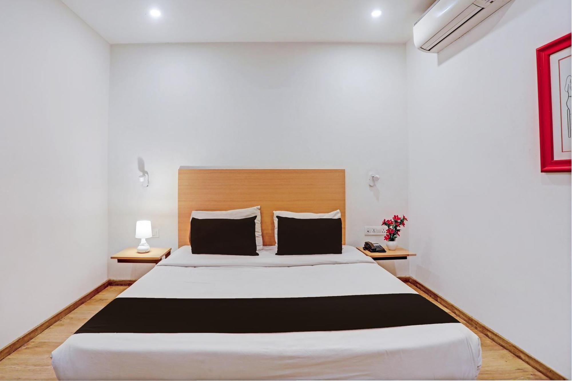 Townhouse Near Secunderabad Railway Station, Yashoda Hospital, Patny Centre ภายนอก รูปภาพ