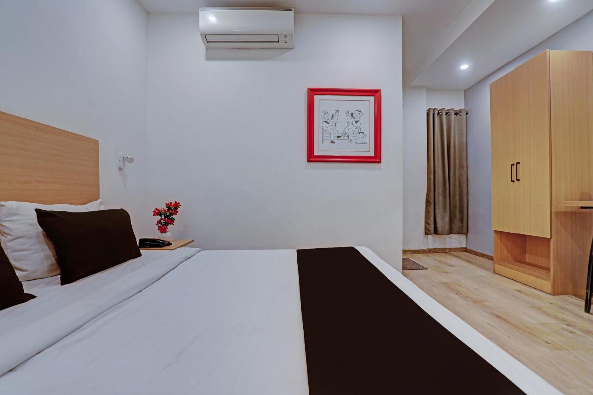 Townhouse Near Secunderabad Railway Station, Yashoda Hospital, Patny Centre ภายนอก รูปภาพ