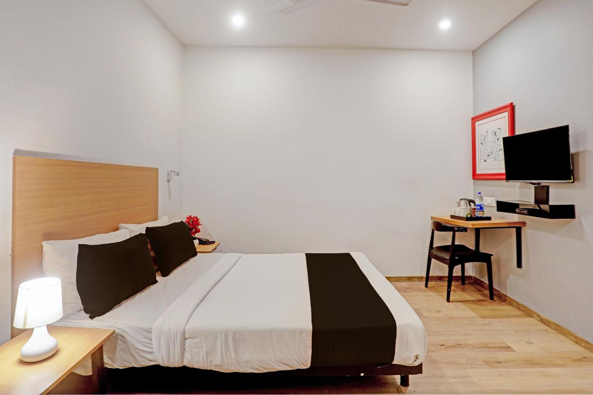 Townhouse Near Secunderabad Railway Station, Yashoda Hospital, Patny Centre ภายนอก รูปภาพ